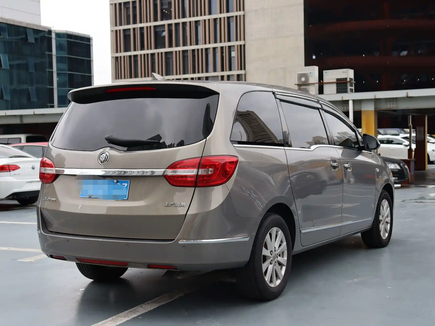 Фото 5 - Buick GL8