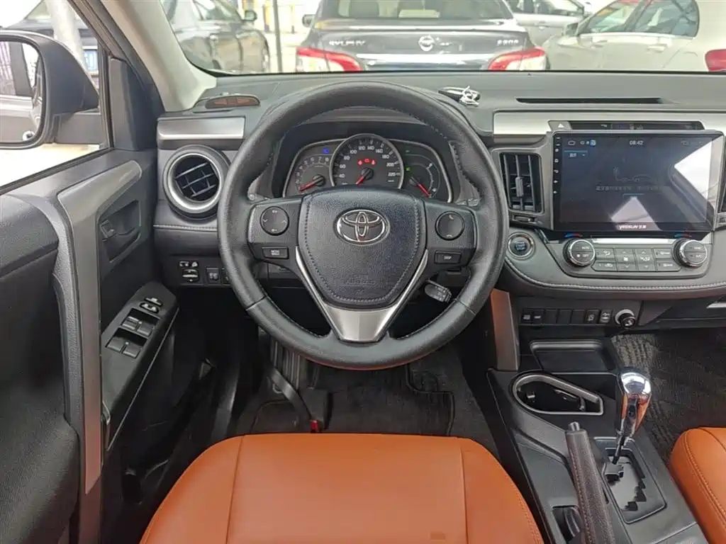 Toyota RAV4 Rongfang 2019 2.0L CVT 2WD Trend Edition China VI фото 11