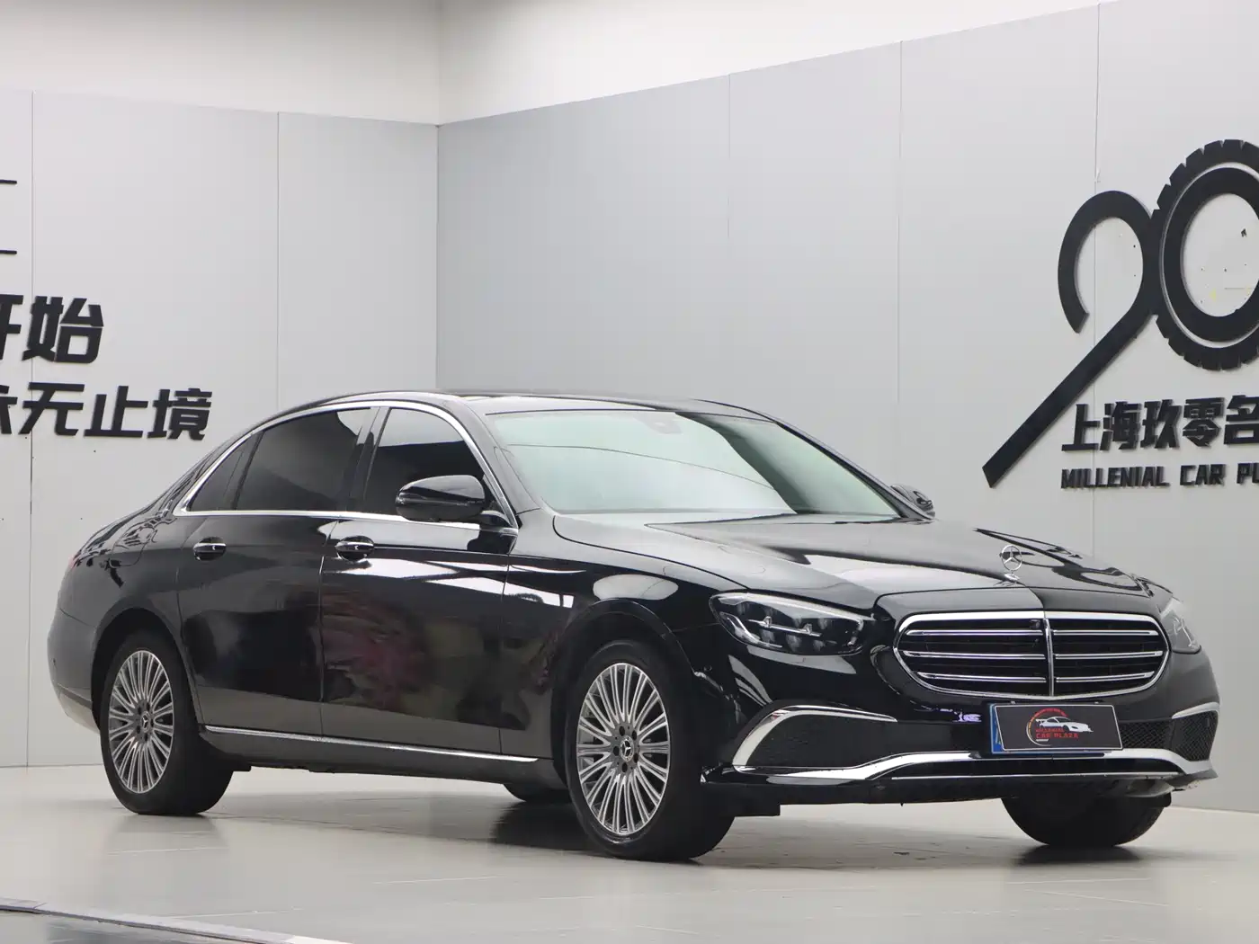 Mercedes-Benz E-Class 2023 E 300 L Fashion