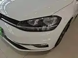 Фото 24 - Volkswagen Golf