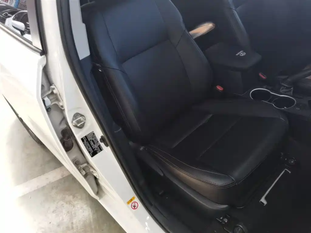 Toyota Levin 2017 Facelift 185T CVT Elite Edition China VI фото 25