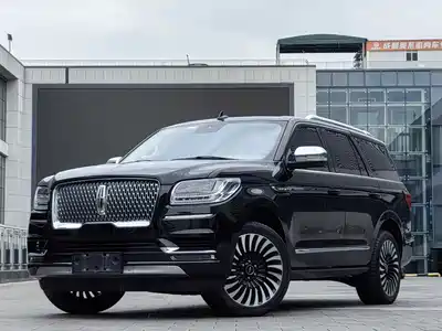 Lincoln Navigator