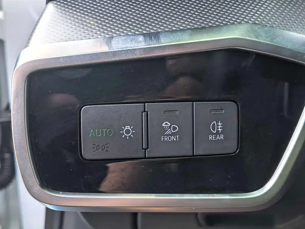 Фото 13 - Audi A7L