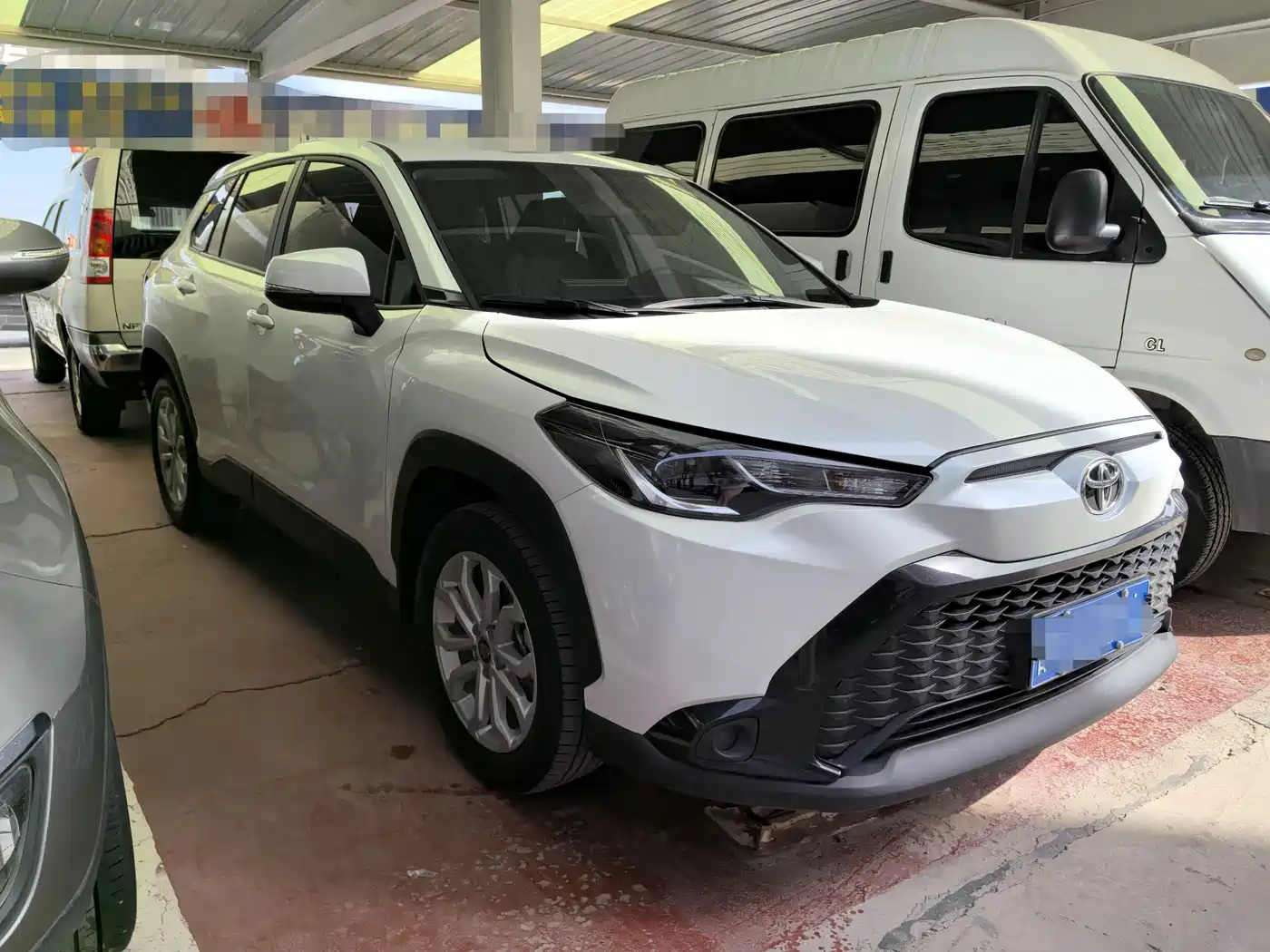 Toyota Frontlander 2024 2.0L CVT Elite Plus Edition фото 3