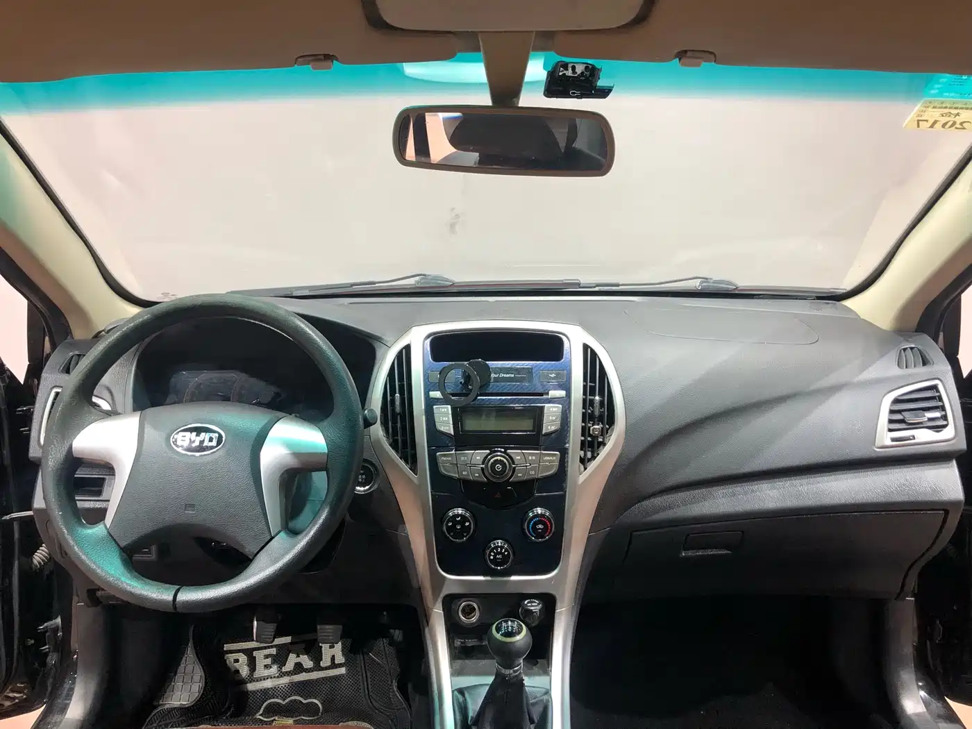 BYD F3 2015 Energy-saving Edition 1.5L Manual Comfort фото 9