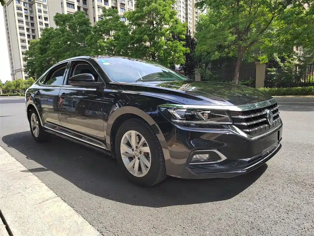 Volkswagen Passat 2019 Model 280TSI Business Edition China VI фото 4