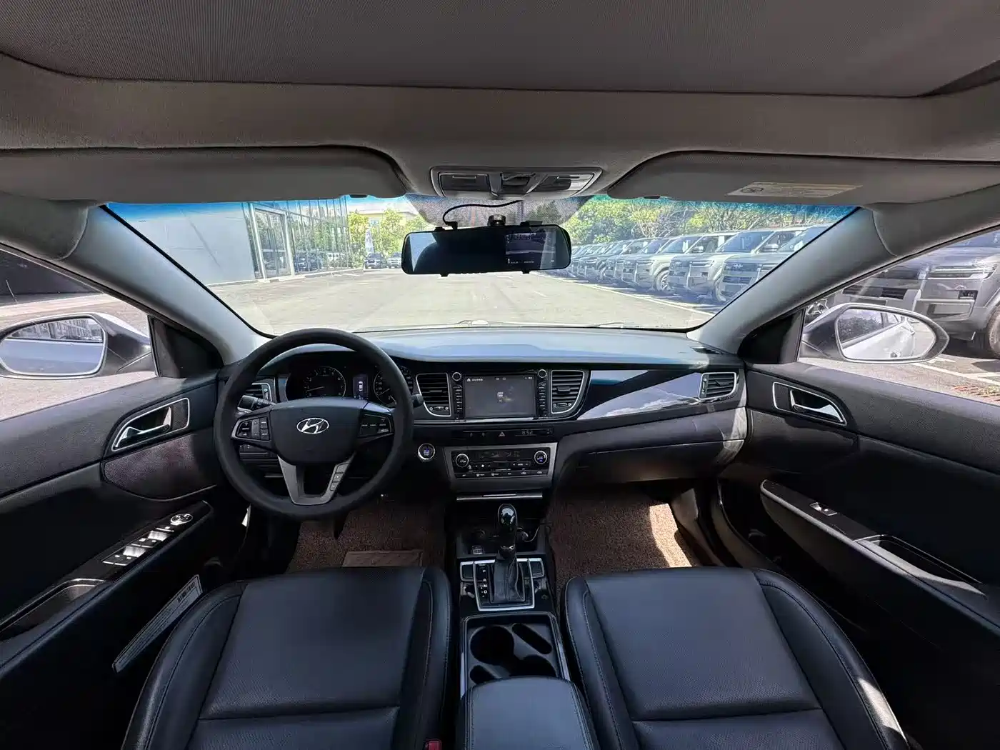 Hyundai Mistra 2014 1.8L Auto Smart GLS фото 7