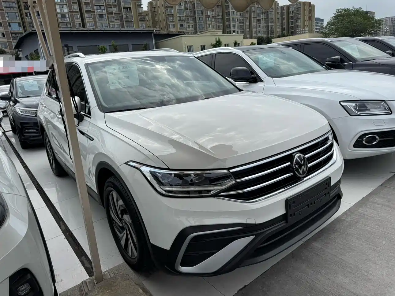 Volkswagen Tiguan L 2022 330TSI Automatic 2WD Comfort Edition фото 3