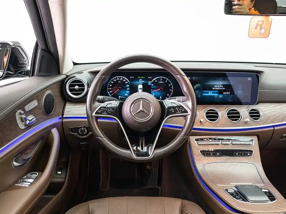 Mercedes-Benz E-Class 2023 E 300 L Fashion фото 22