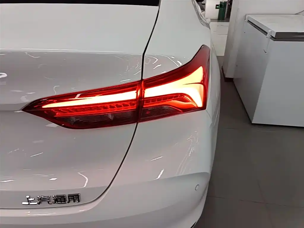 Buick Verano 2023 Pro Joy Edition фото 8