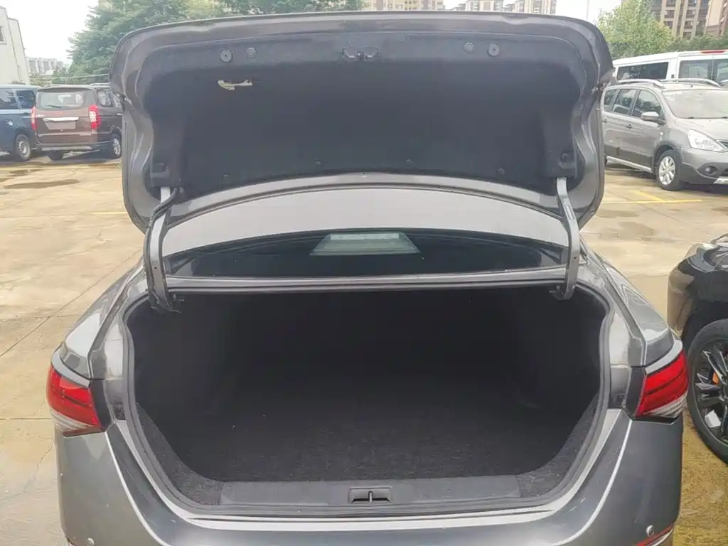 Nissan SYLPHY, миниатюра 19