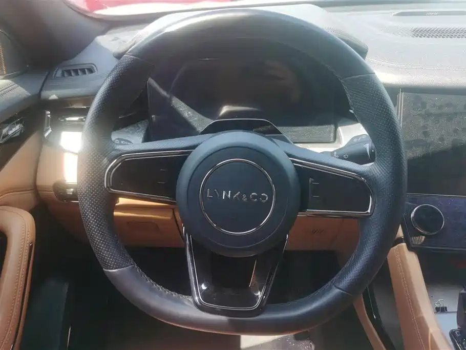 Lynk & Co 09 2021 2.0T Ultra 6-Seater фото 15