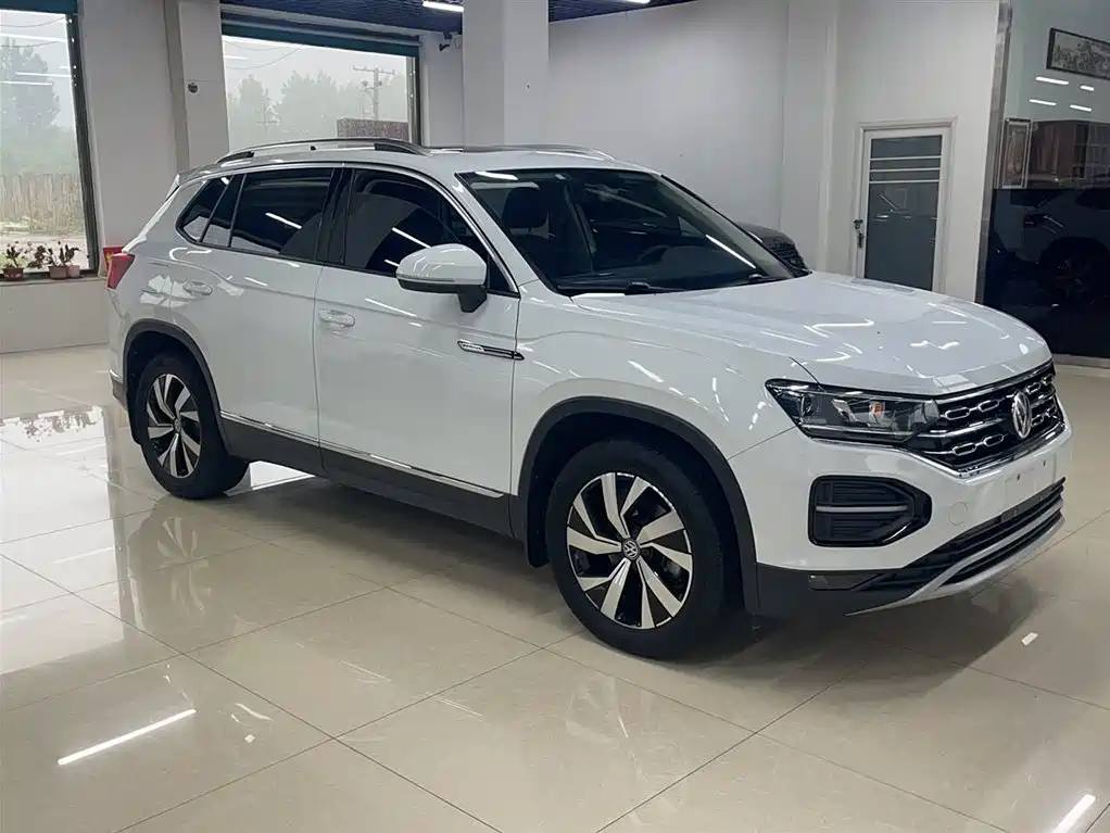Volkswagen Tayron 2021 280TSI 2WD Luxury Smart Connect фото 8