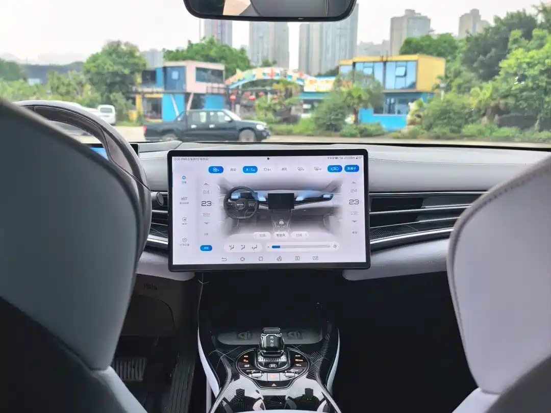 BYD Seal 2022 700km Long Range RWD Edition фото 10
