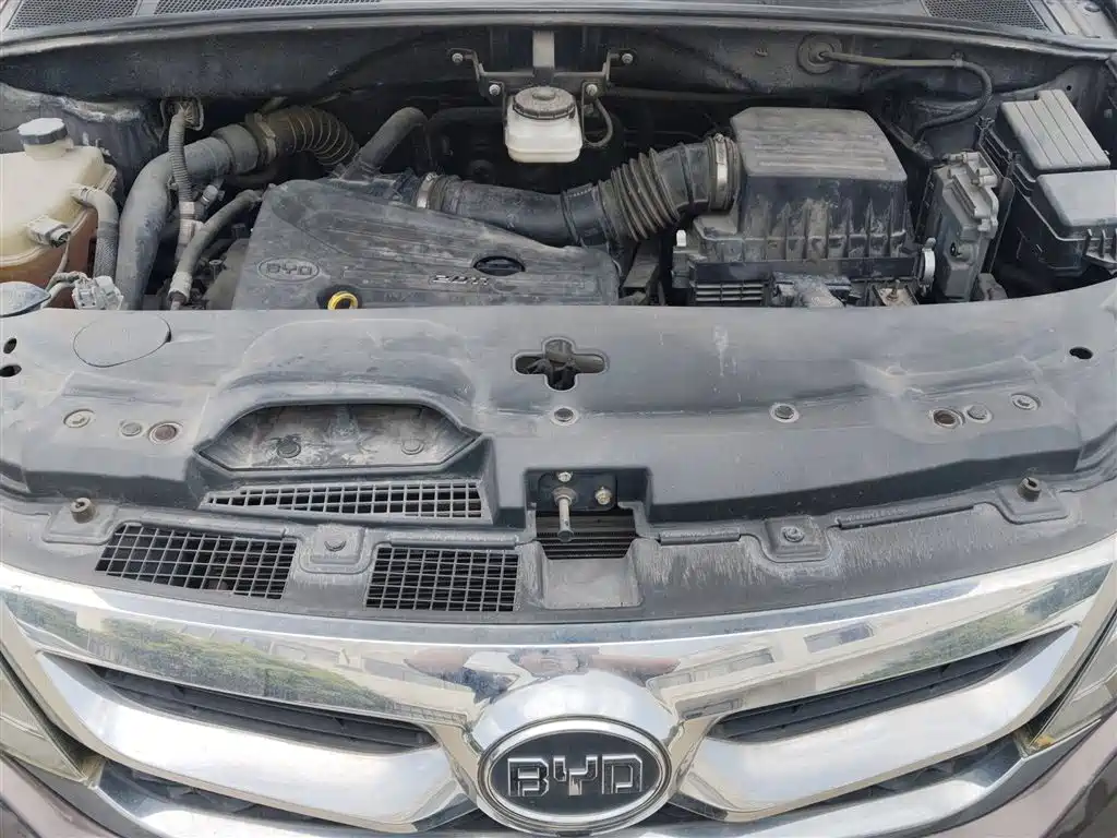 BYD S7 2016 2.0T Auto Premium Plus фото 11