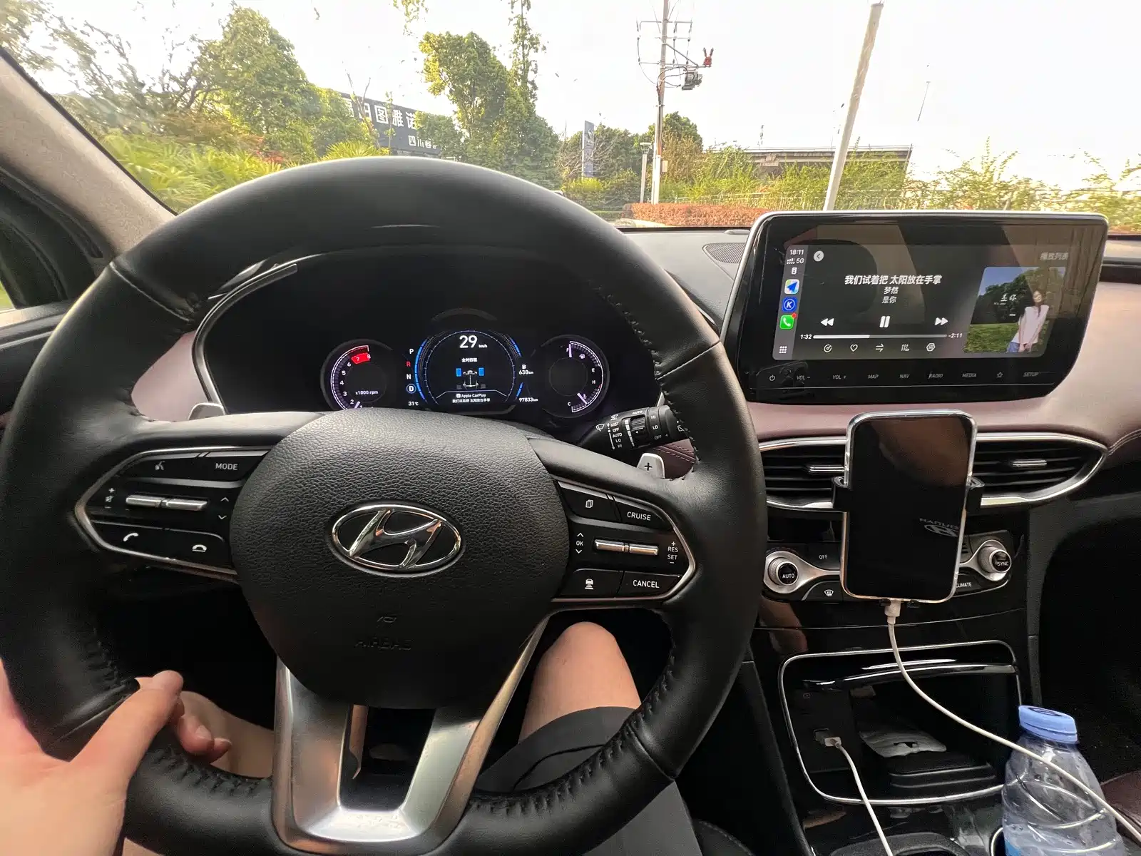 Photo 27 - Hyundai Santa Fe