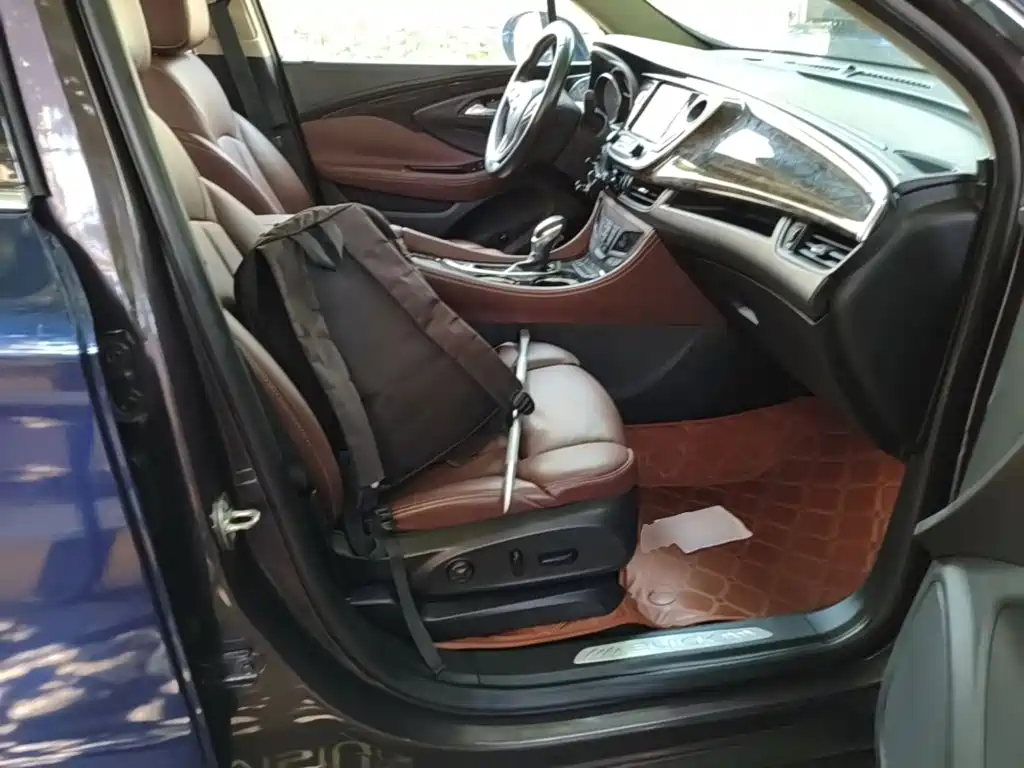 Фото 25 - Buick Envision Plus