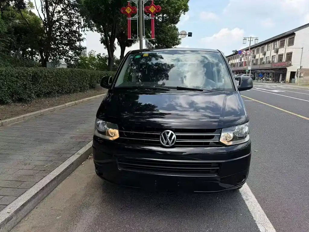 Volkswagen Caravelle 2015 2014 2.0TSI 4WD Comfort Edition