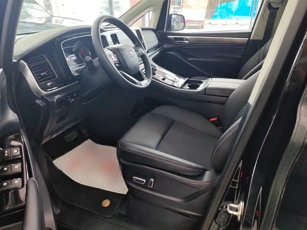GAC Trumpchi Trumpchi M8 2024 Leadershow Series 390T Luxury Edition фото 9