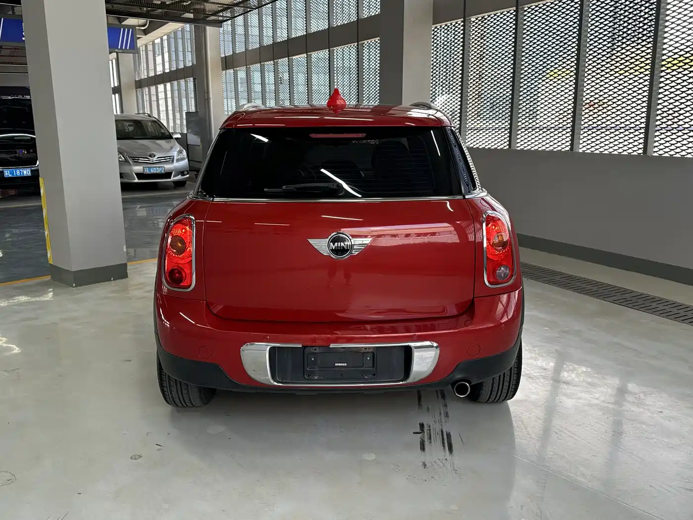 MINI COUNTRYMAN 2014 2011 1.6L ONE