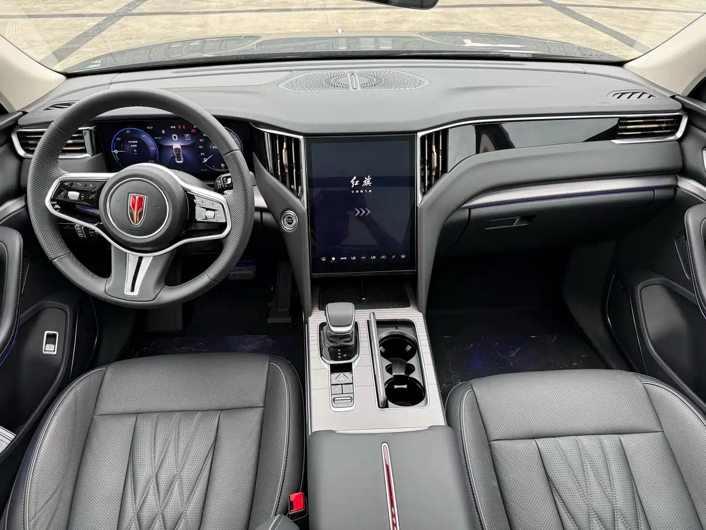 Hongqi HS7 PHEV 2026 2024 2.0T PHEV 4WD Flagship Edition 6-seater