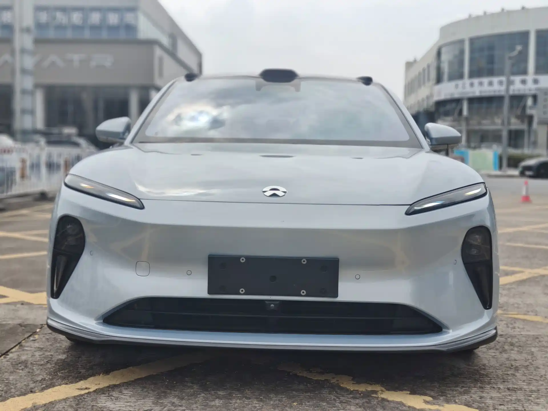 Фото 2 - NIO ET5T