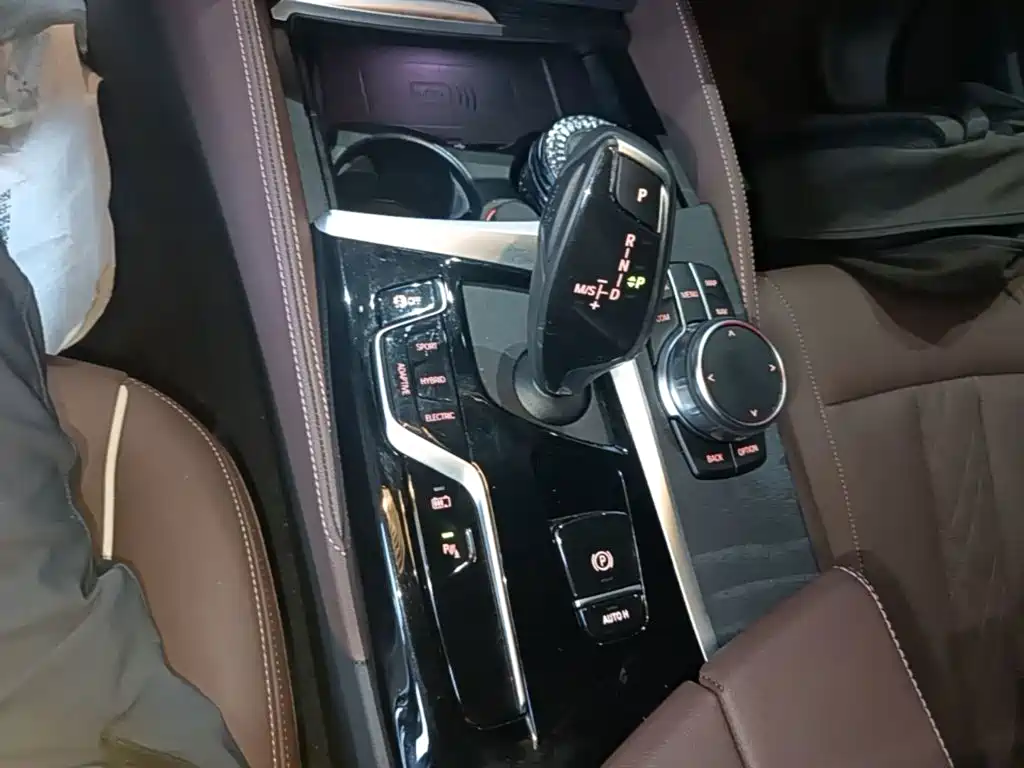 BMW 5 Series New Energy 2024 2022 Model Second Facelift 535Le M Sport Package
