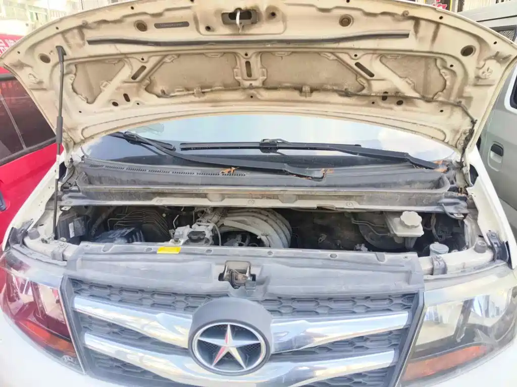 JAC Refine M3 2015 2015 Maker Edition 1.6L Luxury