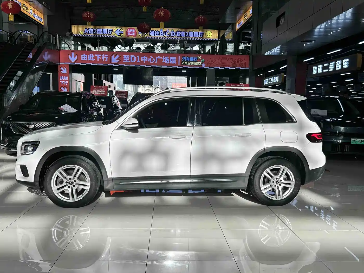 Mercedes-Benz GLB 2023 Facelift GLB 200 Dynamic фото 18