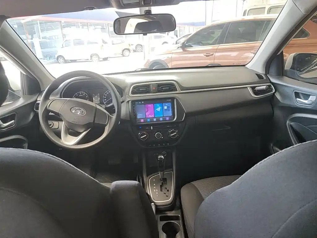 Hyundai Verna 2017 1.4L Auto Jump Edition (China V) фото 10