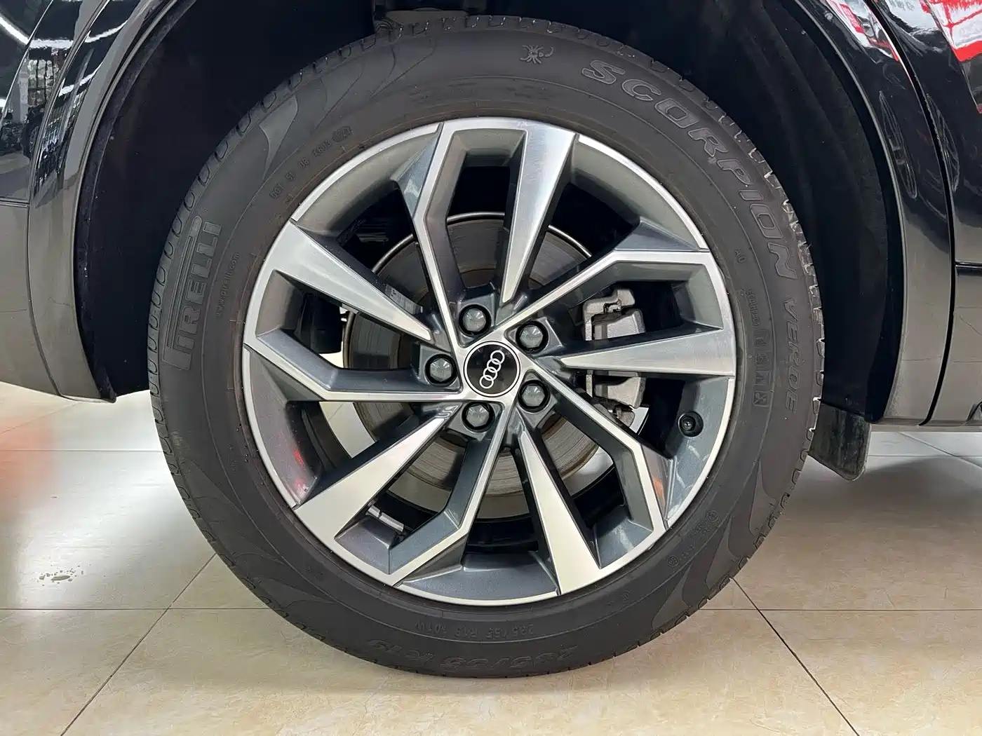 Audi Q5L 2023 40T Luxury Dynamic фото 28