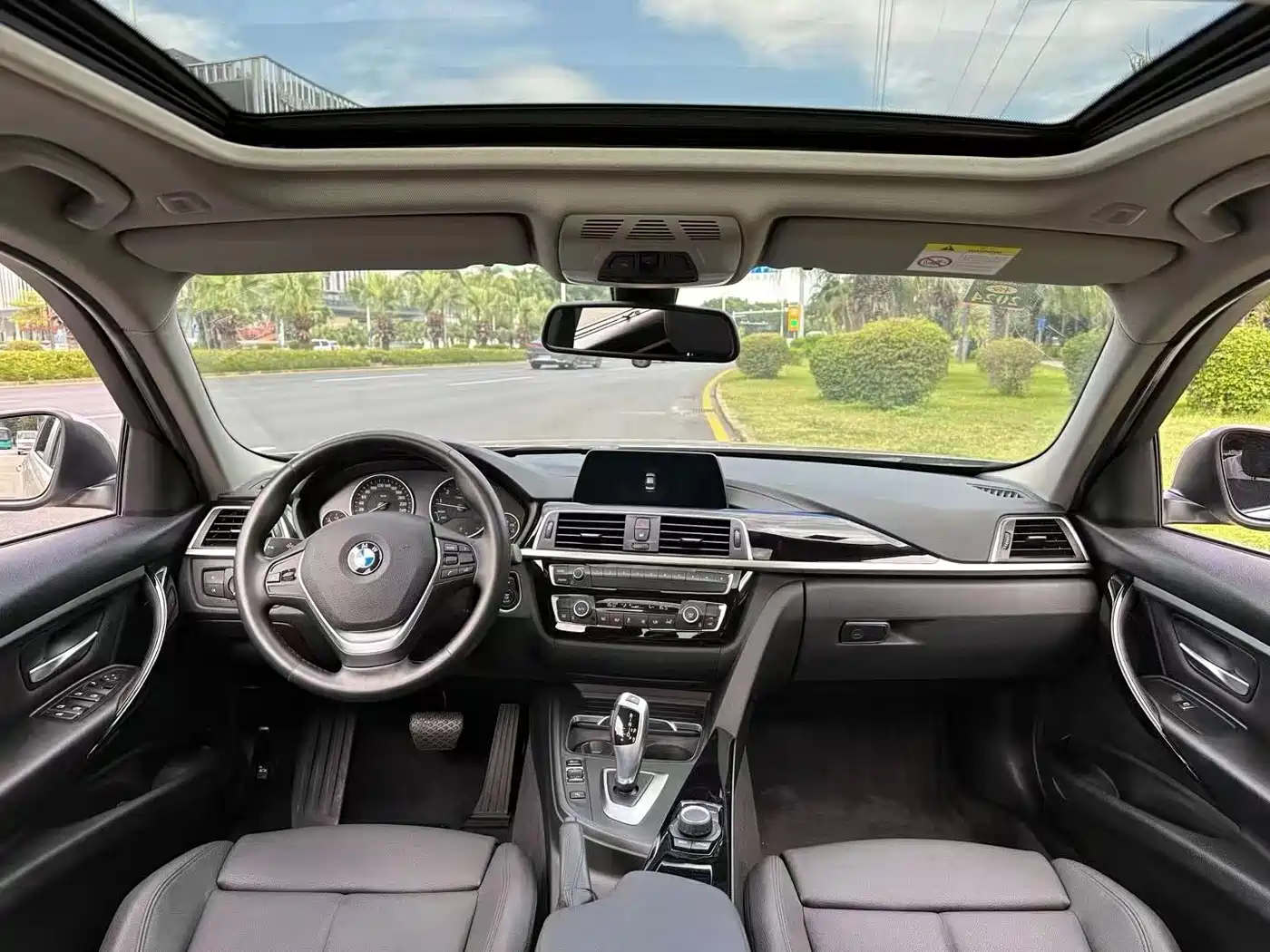 BMW 3 Series 2018 320Li Fashion Style фото 8