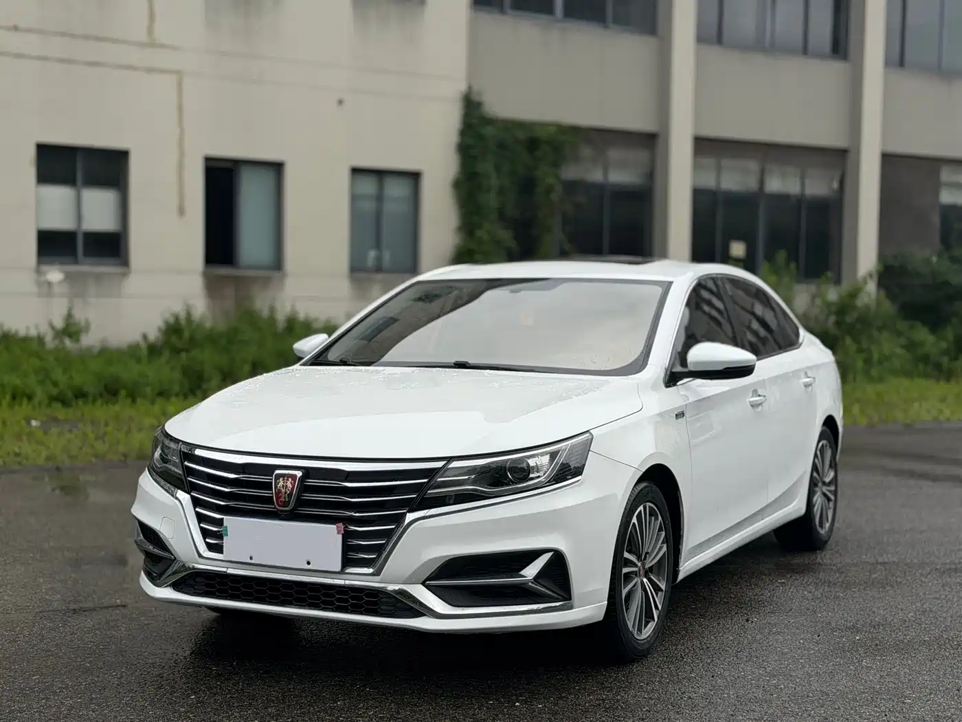 Roewe i6 2019 2019 PLUS 1.6L CVT 4G Connected Flagship Great Edition