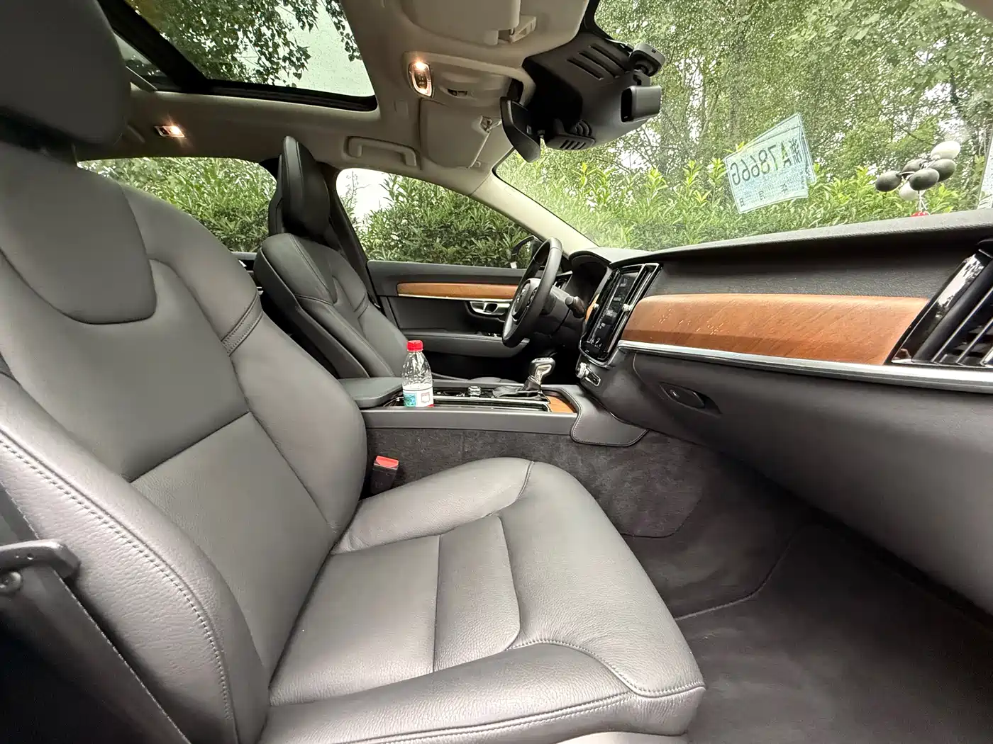 Фото 9 - Volvo S90