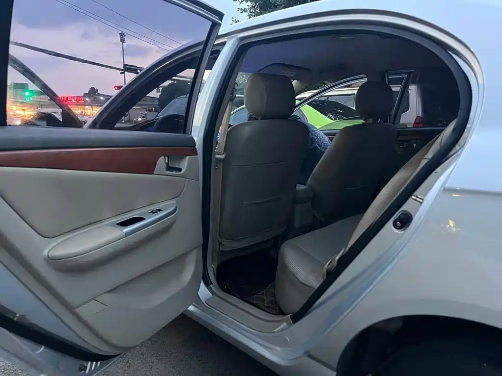 Lifan 630 2016 2014 1.5L Manual Comfort A VVT