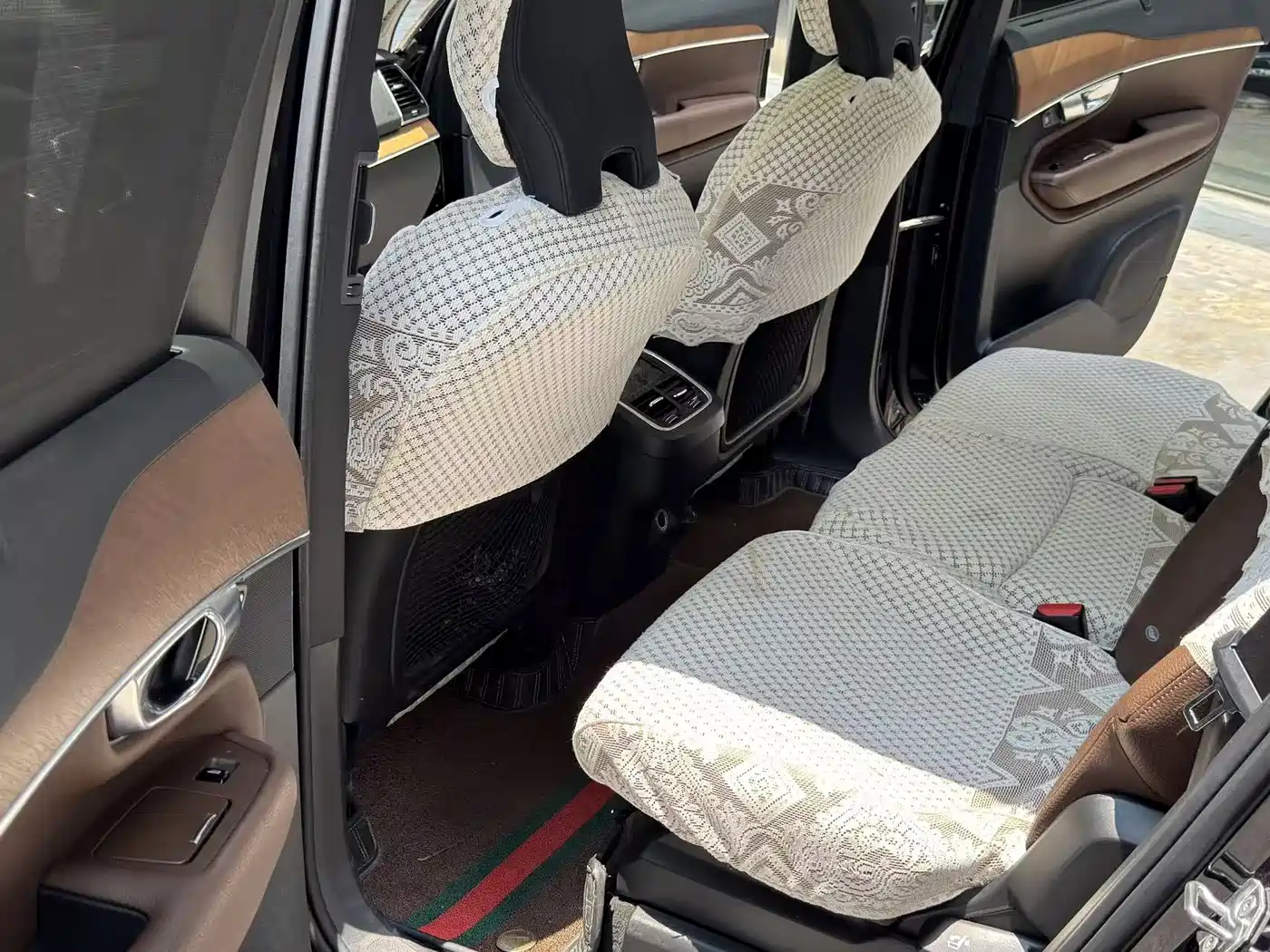 Фото 4 - Volvo XC90