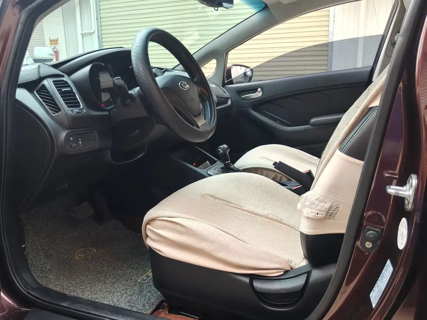 Kia K3S 2014 2014 1.6L Automatic GL