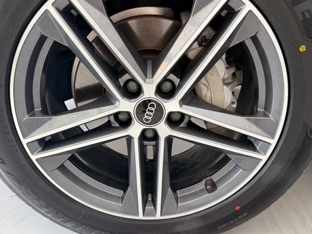 Audi Q5L Sportback 2021 40 TFSI Luxury фото 19