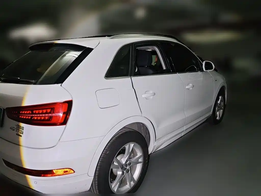 Audi Q3 2018 30th Anniversary Edition 30 TFSI Fashion фото 4
