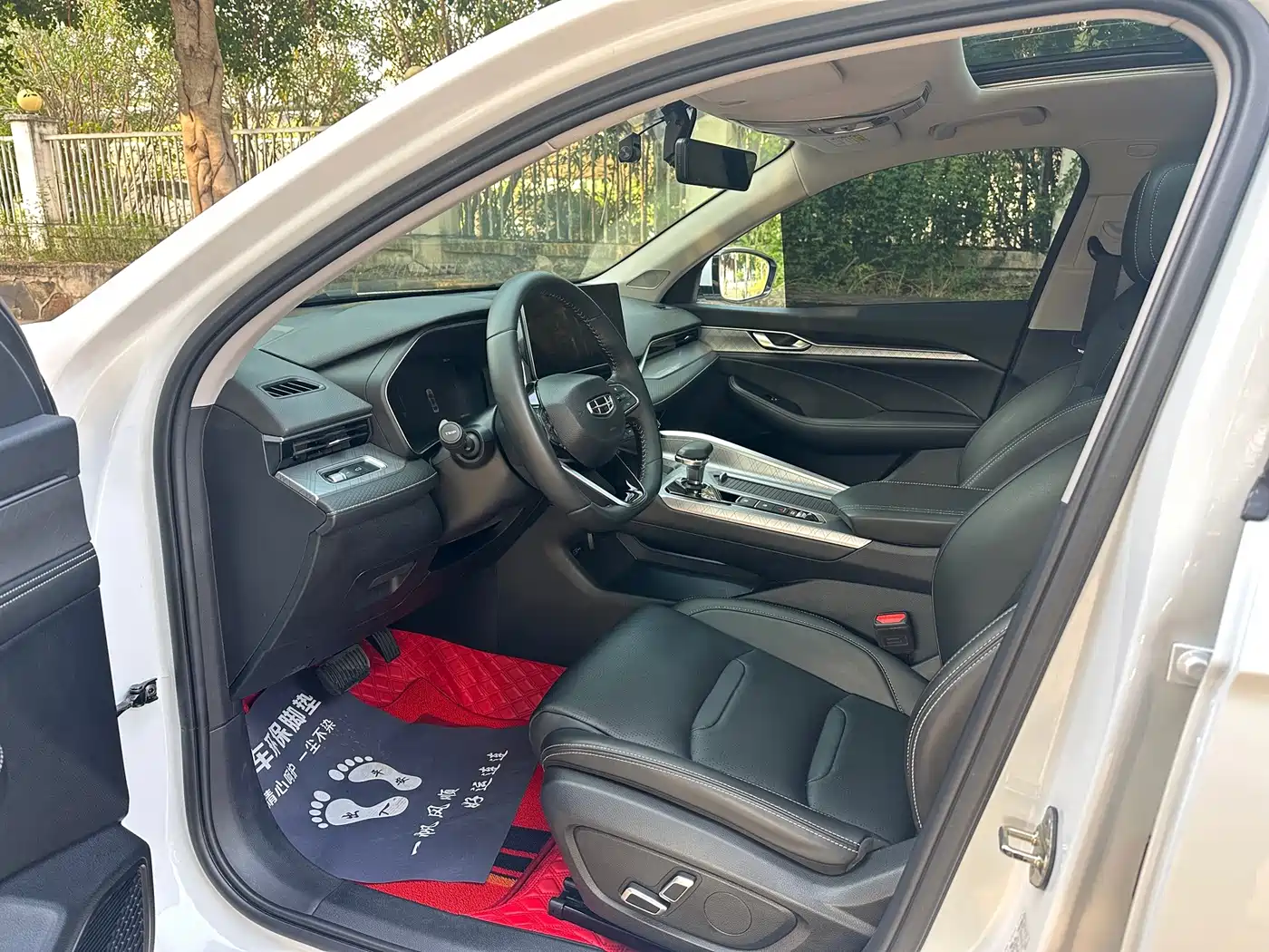 Фото 7 - Geely Preface
