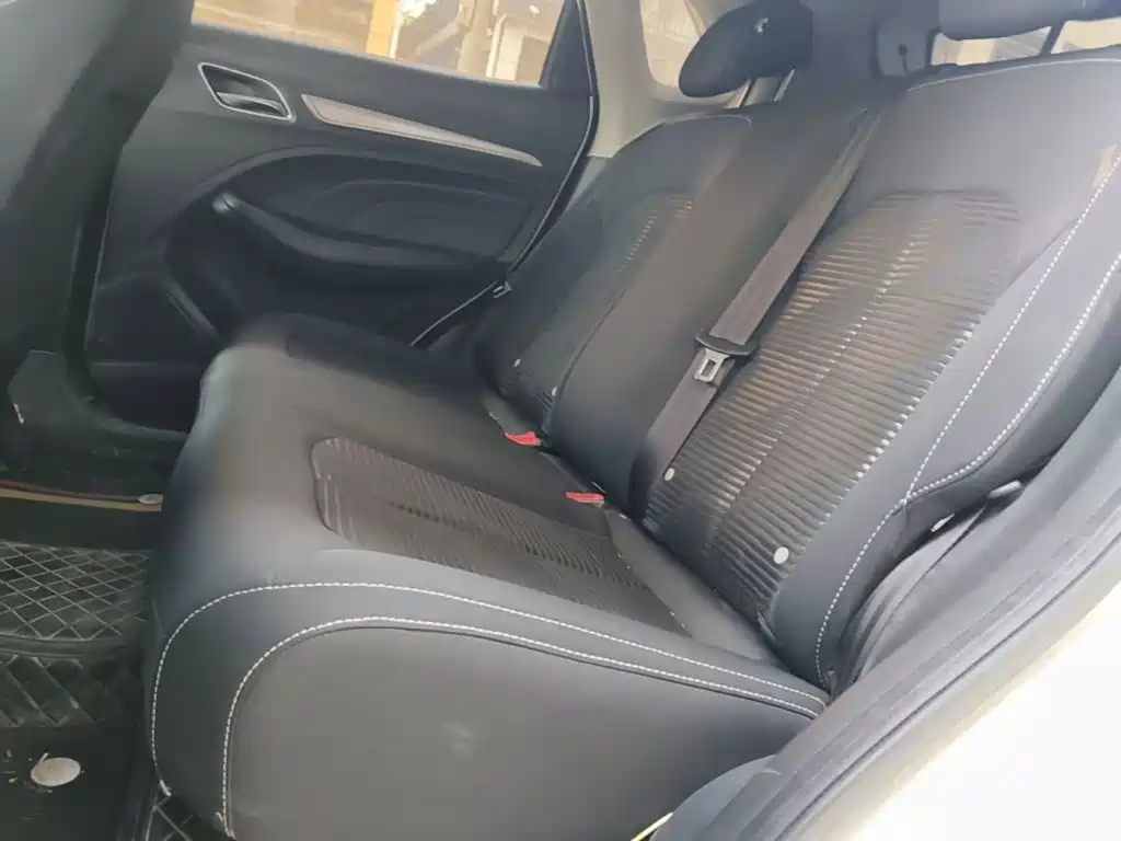 Roewe RX3 2020 2020 1.6L CVT 4G Ultra Comfort Elite
