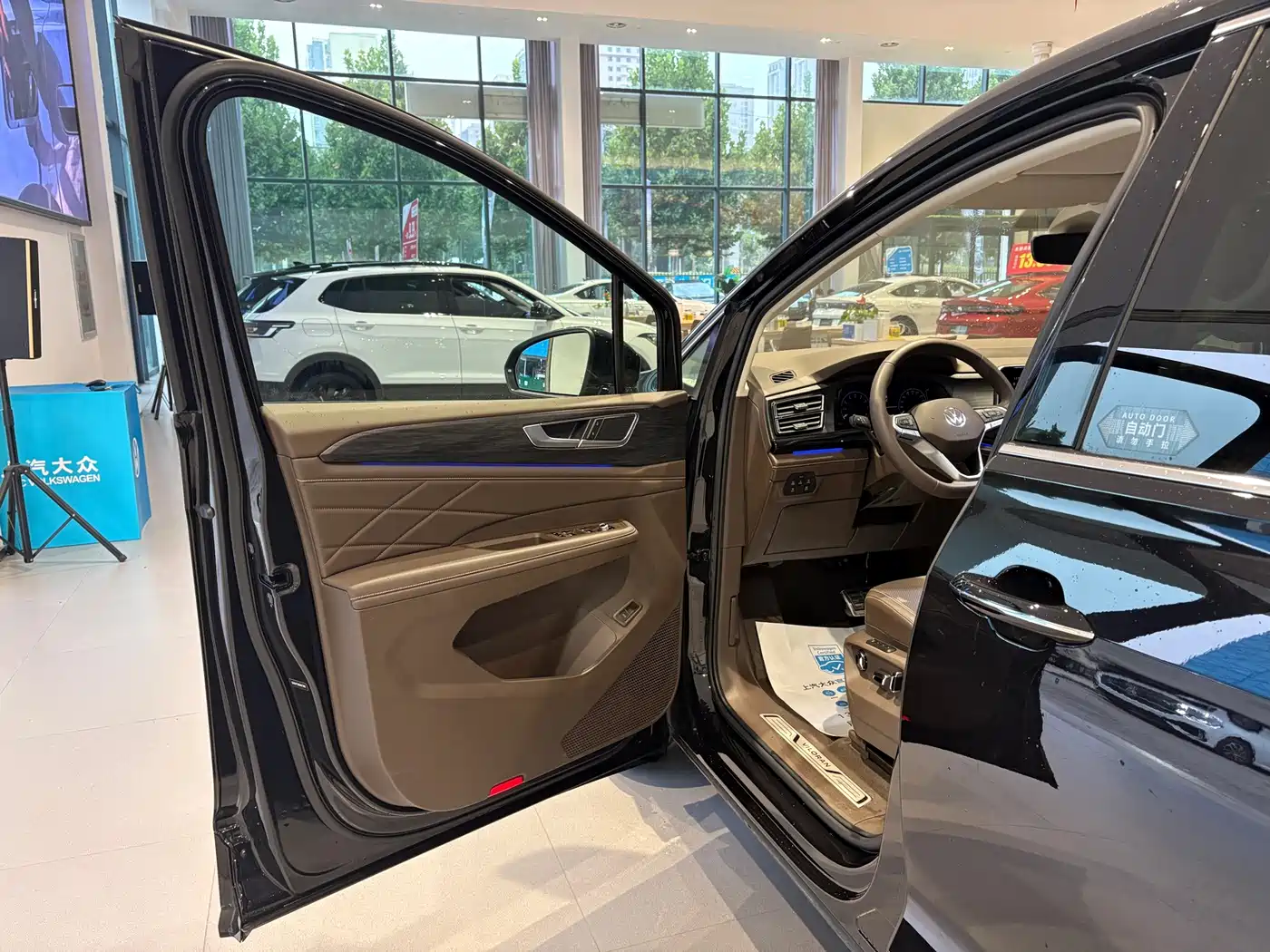 Volkswagen Viloran 2025 2024 380TSI Executive Edition