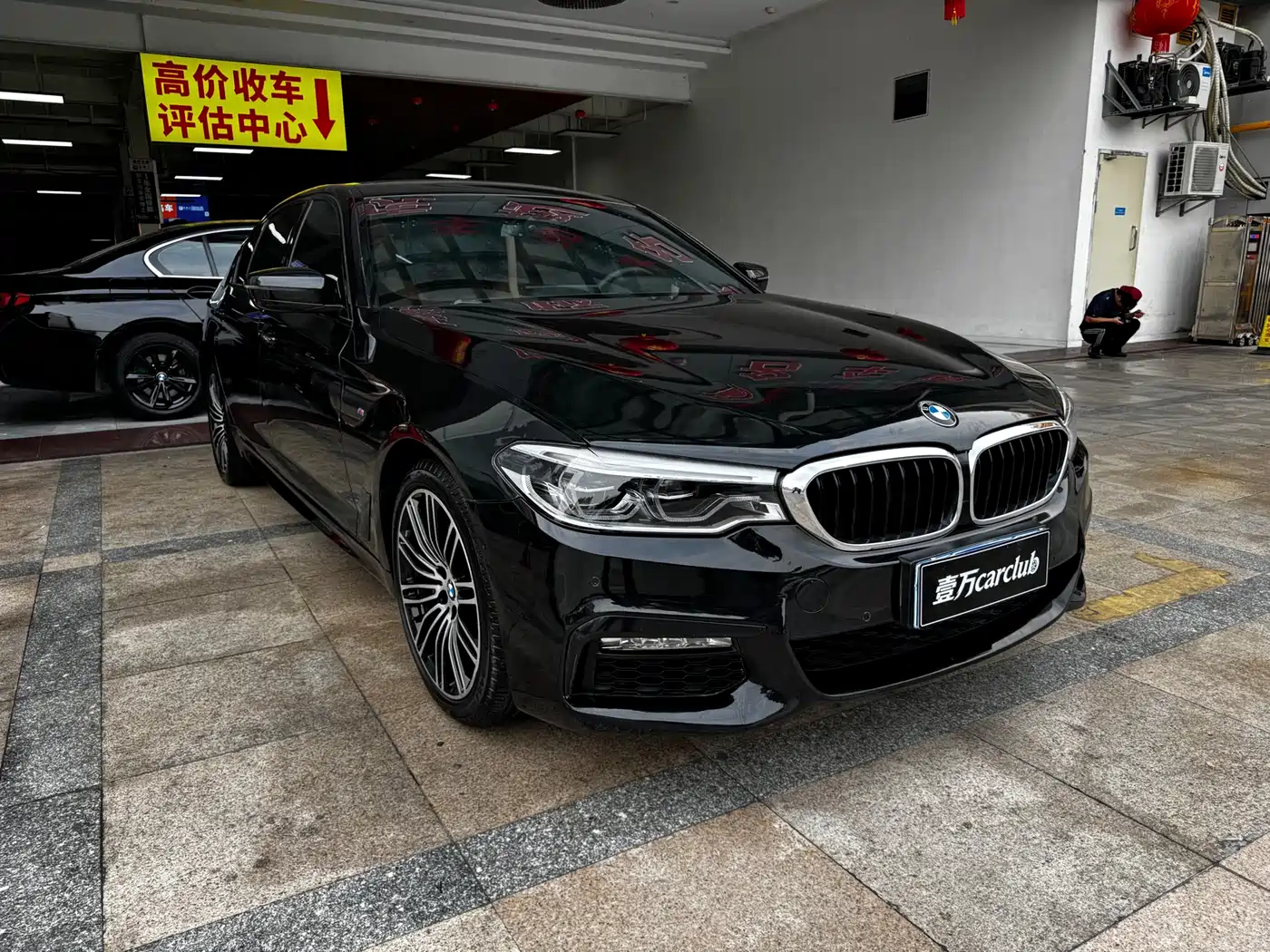 BMW 5 Series 2018 Facelift 530Li Leading M Sport Package фото 3