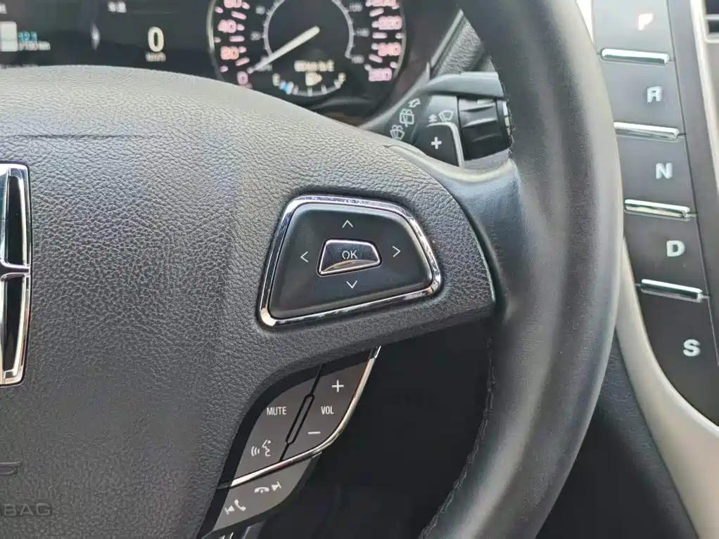 Lincoln MKC 2018 2018 2.0T FWD Premium Edition