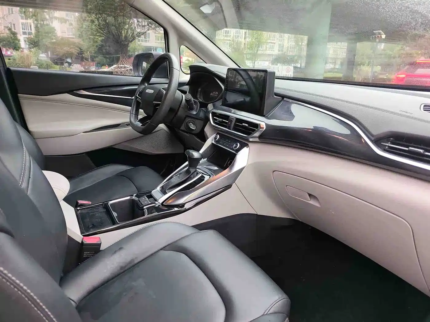 SAIC Maxus Maxus G50 2021 1.5T Automatic Easy Tour B фото 5