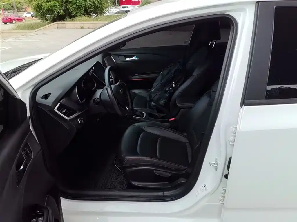 Chevrolet Monza 2020 Mild Hybrid RS 330T Automatic Smooth Edition фото 15