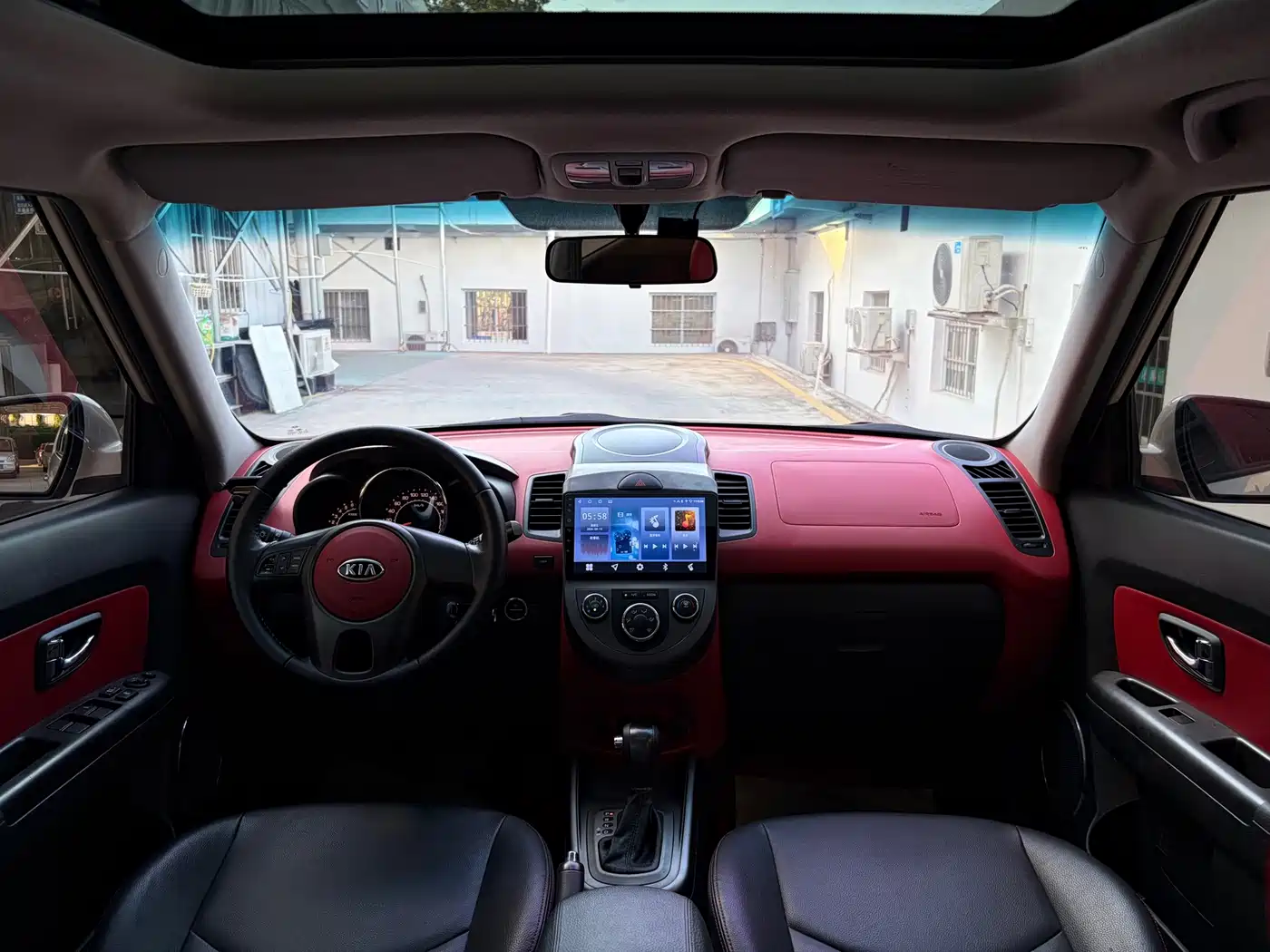 Kia Soul 2011 2010 1.6L AT Premium