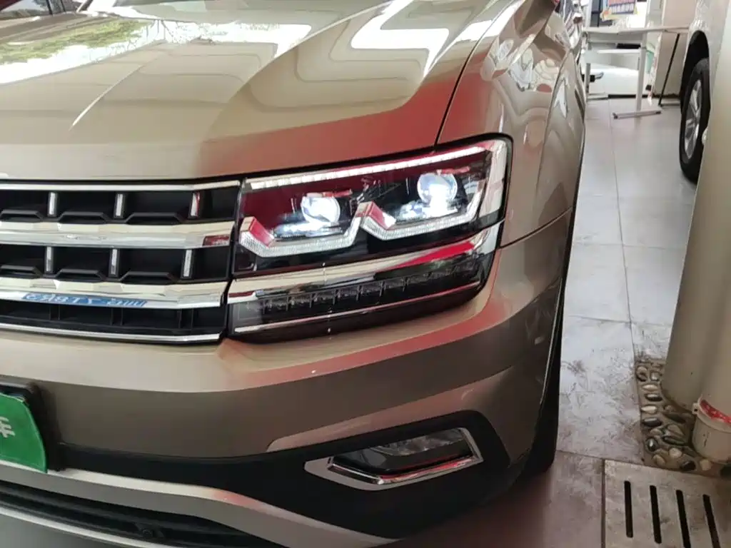Фото 24 - Volkswagen Teramont