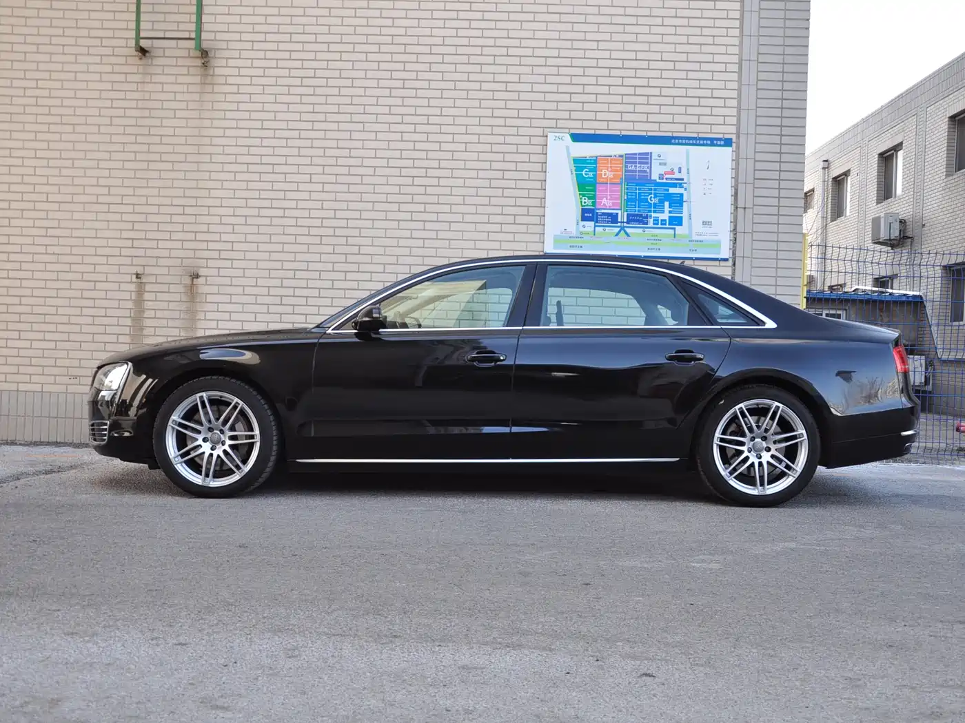 Audi A8 2013 A8L 55 TFSI quattro Luxury фото 3