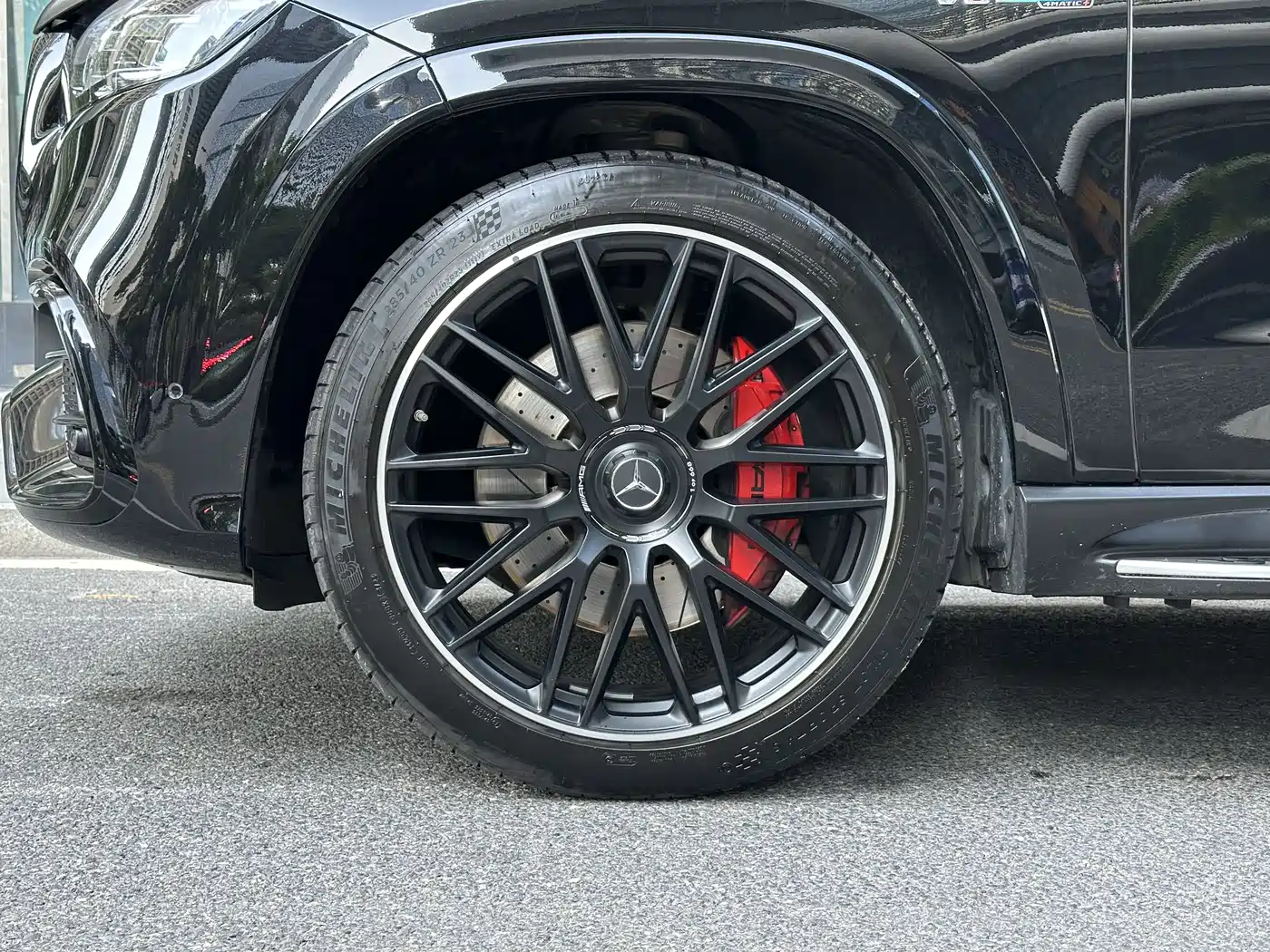 Mercedes-Benz GLS AMG 2024 AMG GLS 63 4MATIC+ фото 16